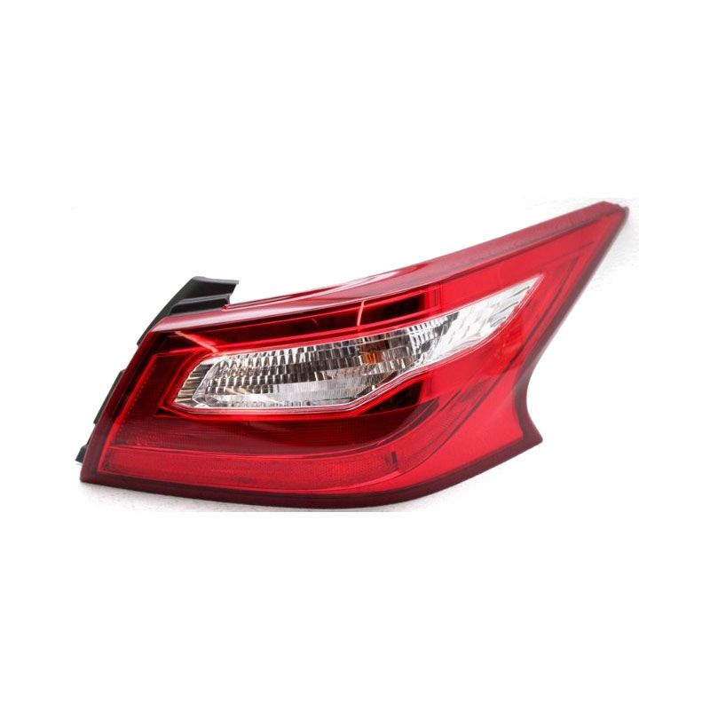 Luz trasera derecha del Nissan Altima 2016-2018