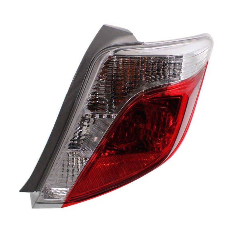 Luz trasera derecha del Toyota Yaris Hatchback 2012-2014